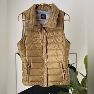 GAP Puffer Down Quilted Vest packable lightweight brown dark gold bronze color